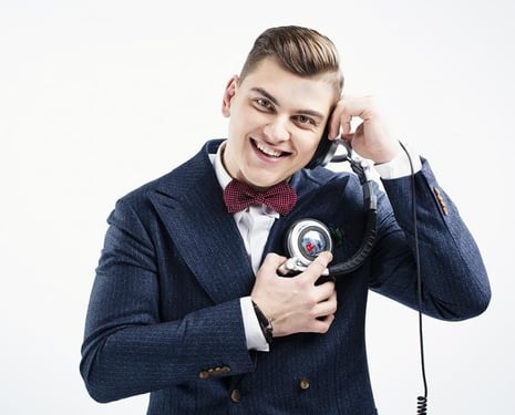 Rolandas Mackevičius: „Geras vestuvių didžėjus pirmiausia yra tas, kuris groja ne sau“ Rolandas Mackevičius: „Geras vestuvių didžėjus pirmiausia yra tas, kuris groja ne sau“